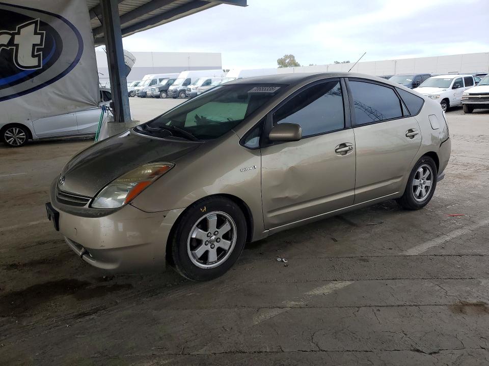2006 Toyota Prius მანქანა იყიდება აუქციონზე, vin: JTDKB22U663136106, აუქციონის ნომერი: 70655336