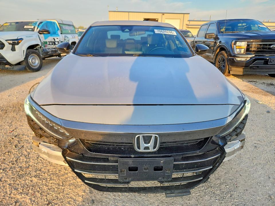 Продажа на аукционе авто 2021 Honda Accord, vin: 1HGCV1F34MA015124, номер лота: 70628246