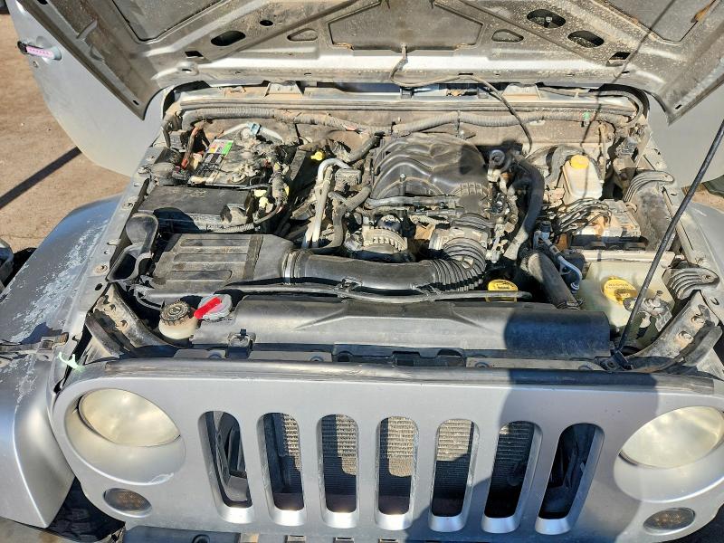 68560866 :رقم المزاد ، 1C4HJWFG5CL125375 vin ، 2012 Jeep Wrangler Unlimited مزاد بيع