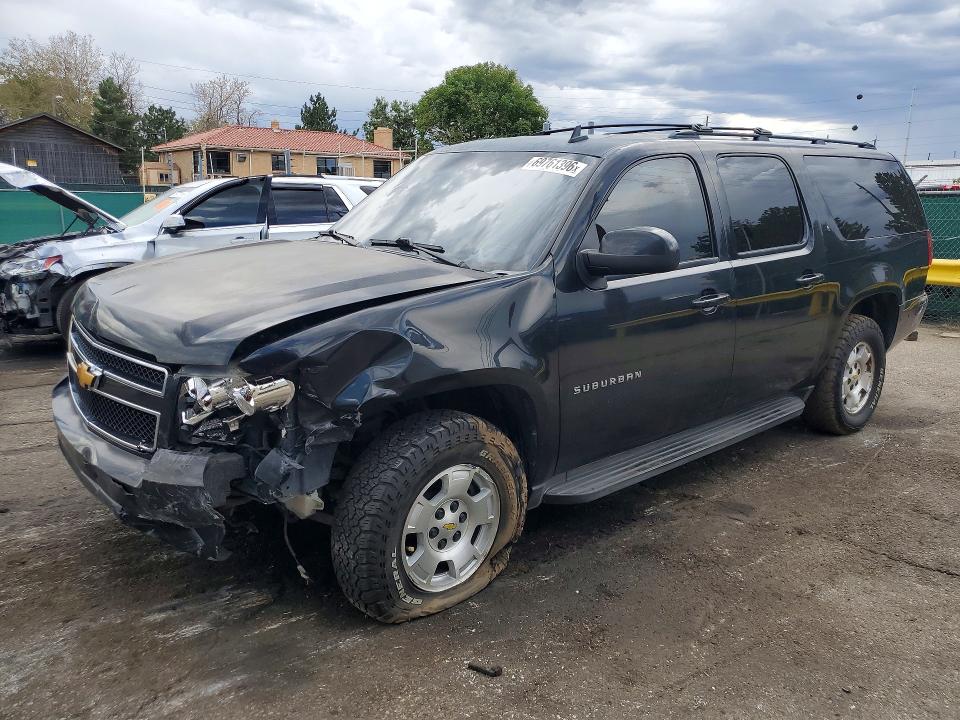 69761396 :رقم المزاد ، 1GNSKJE78CR100403 vin ، 2012 Chevrolet Suburban مزاد بيع