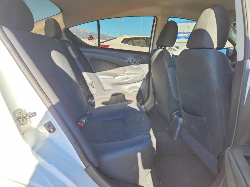 2013 Nissan Versa მანქანა იყიდება აუქციონზე, vin: 3N1CN7APXDL877058, აუქციონის ნომერი: 67506436