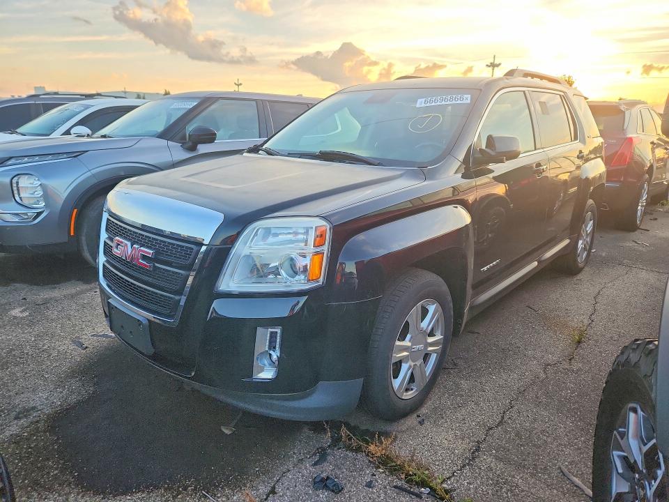 66696866 :رقم المزاد ، 2GKFLWEK4F6112075 vin ، 2015 Gmc Terrain مزاد بيع