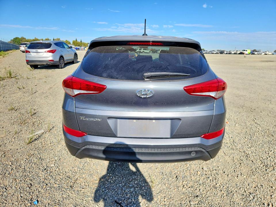 Продаж на аукціоні авто 2017 Hyundai Tucson, vin: KM8J23A40HU580917, номер лоту: 68329266