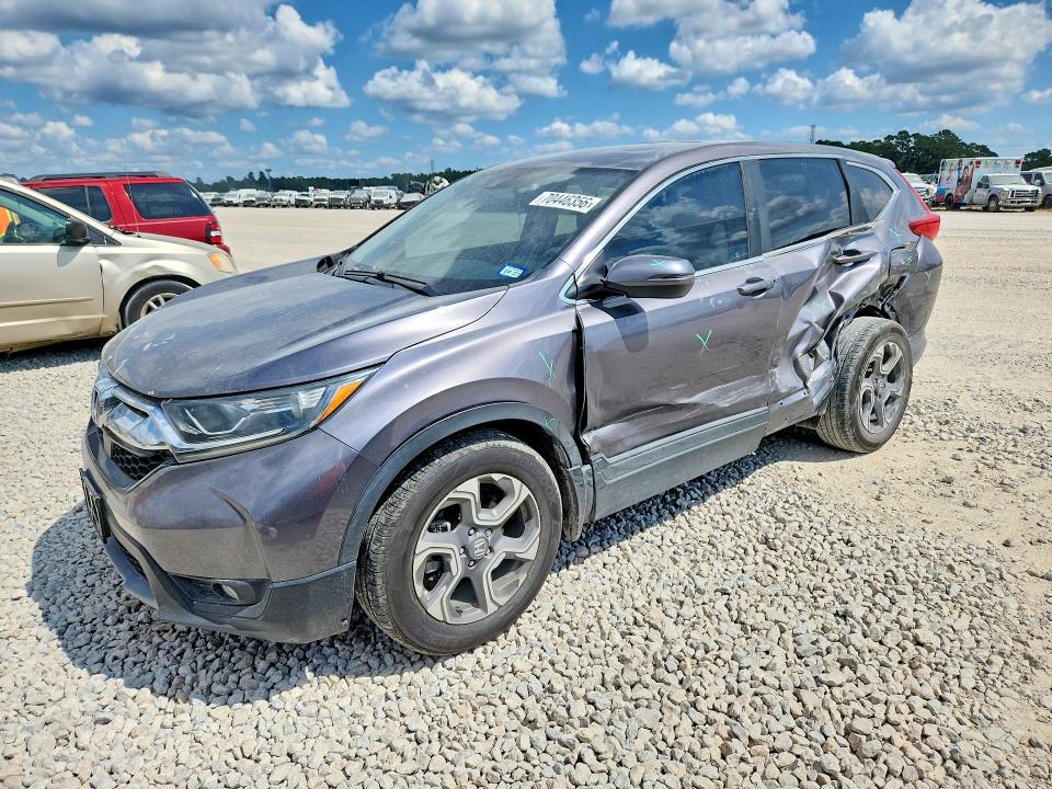 Auction sale of the 2018 Honda Cr-v, vin: 7FARW1H52JE032726, lot number: 70446356