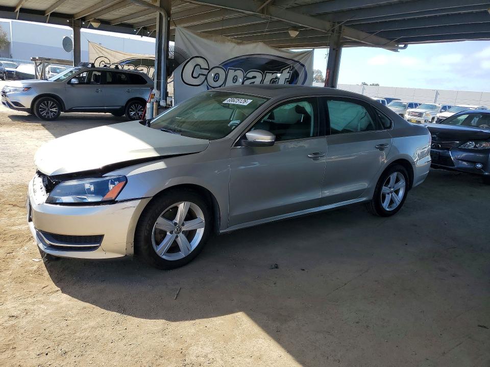 Продаж на аукціоні авто 2013 Volkswagen Passat, vin: 1VWBP7A38DC124444, номер лоту: 68625126