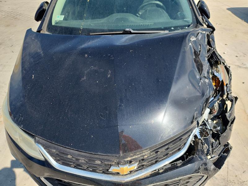 70227646 :رقم المزاد ، 1G1BC5SM3J7100124 vin ، 2018 Chevrolet Cruze مزاد بيع