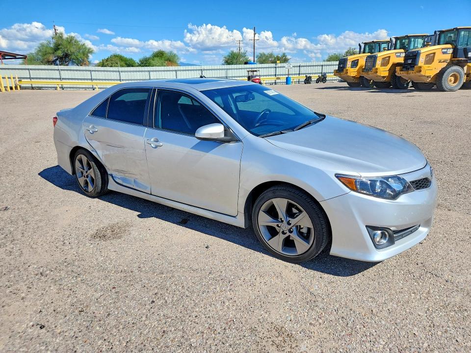 2014 Toyota Camry მანქანა იყიდება აუქციონზე, vin: 4T1BK1FK4EU025268, აუქციონის ნომერი: 69714616