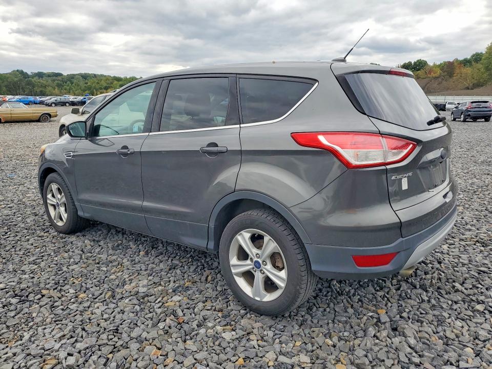 2015 Ford Escape მანქანა იყიდება აუქციონზე, vin: 1FMCU9GX1FUB15776, აუქციონის ნომერი: 70021136