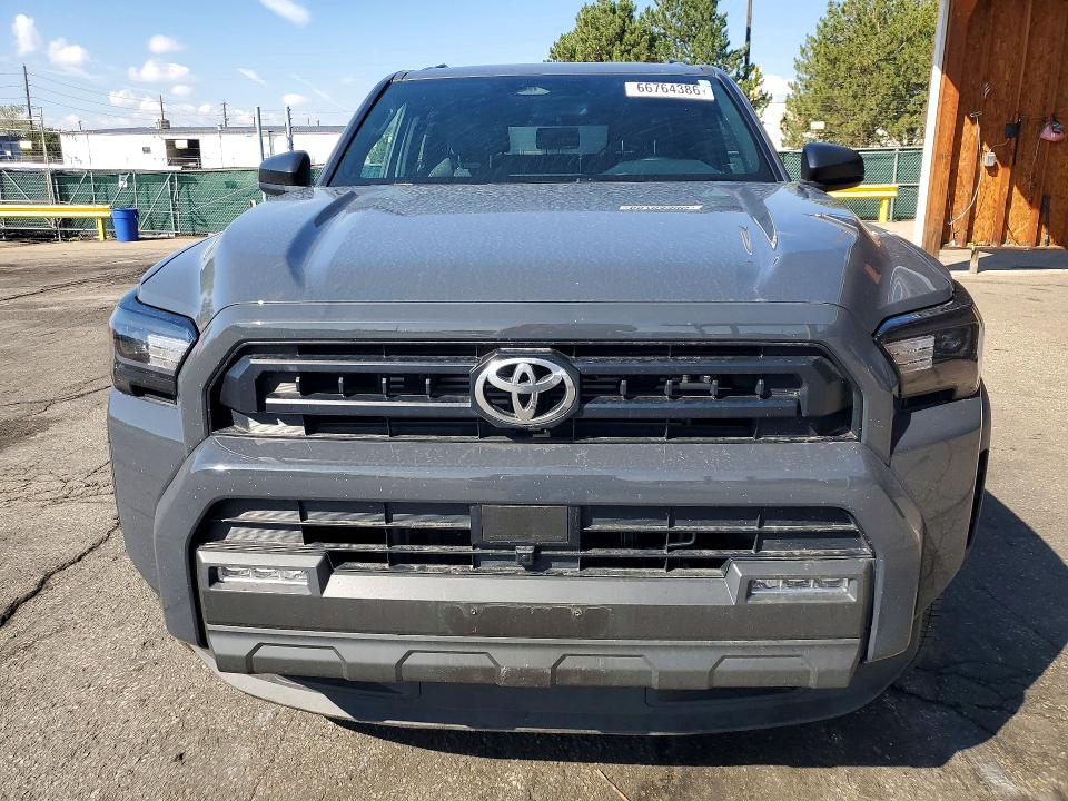 Продаж на аукціоні авто 2025 Toyota 4runner, vin: JTEVA5BR1S5016611, номер лоту: 66764386