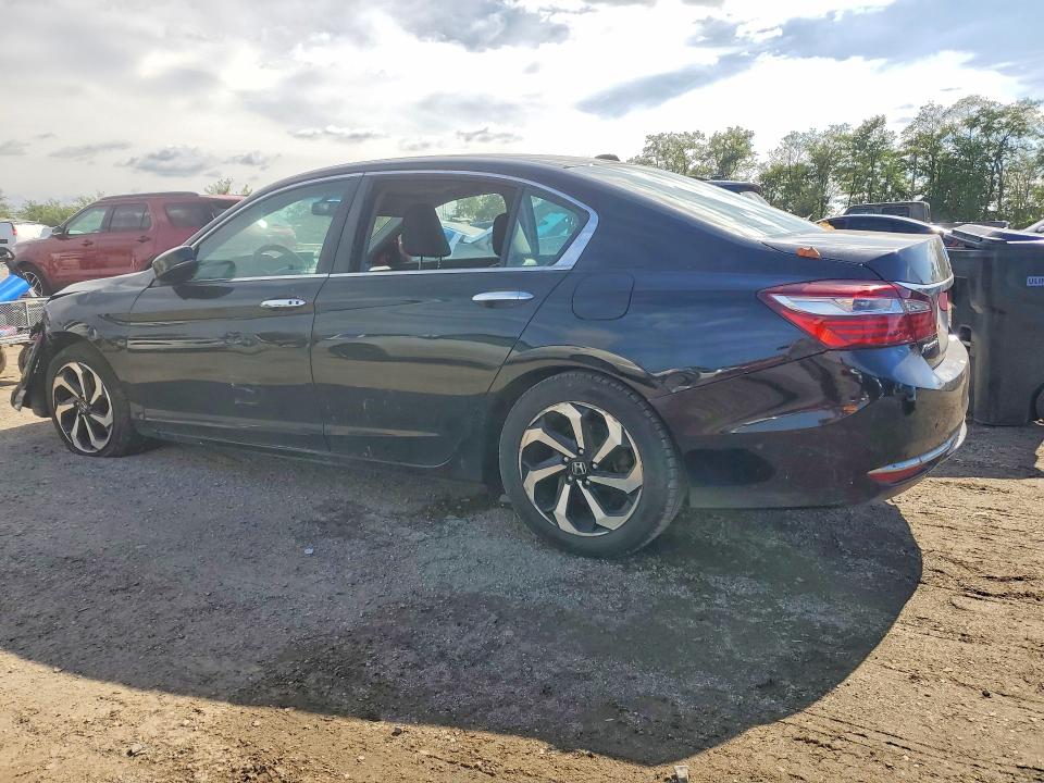 2017 Honda Accord მანქანა იყიდება აუქციონზე, vin: 1HGCR2F82HA026487, აუქციონის ნომერი: 70104956