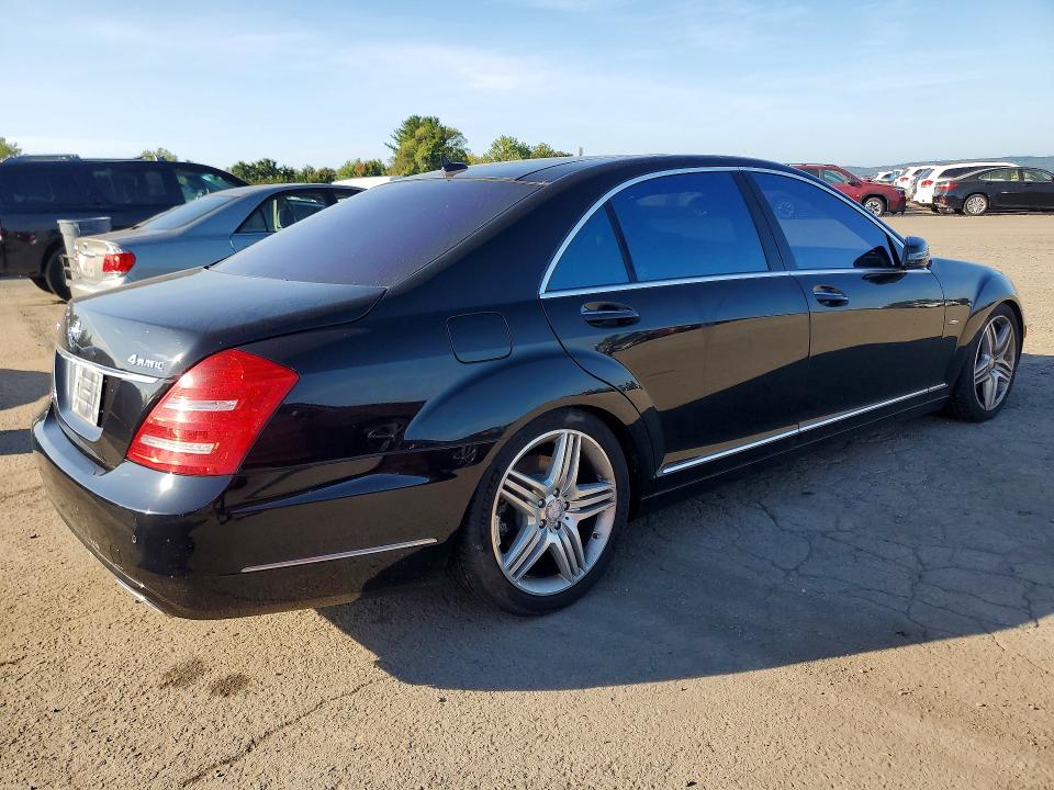 Продаж на аукціоні авто 2012 Mercedes-benz S, vin: WDDNG9EB8CA475156, номер лоту: 68942206