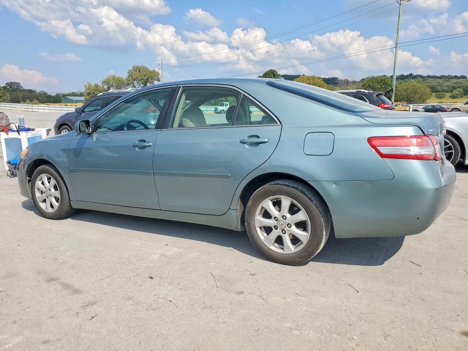 Aukcja sprzedaży 2011 Toyota Camry, vin: 4T1BF3EK0BU756809, numer aukcji: 68703216