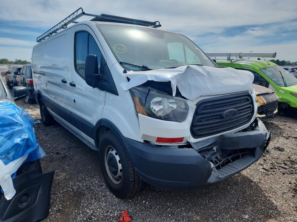 64276966 :رقم المزاد ، 1FTBW2YM1GKB33276 vin ، 2016 Ford Transit مزاد بيع