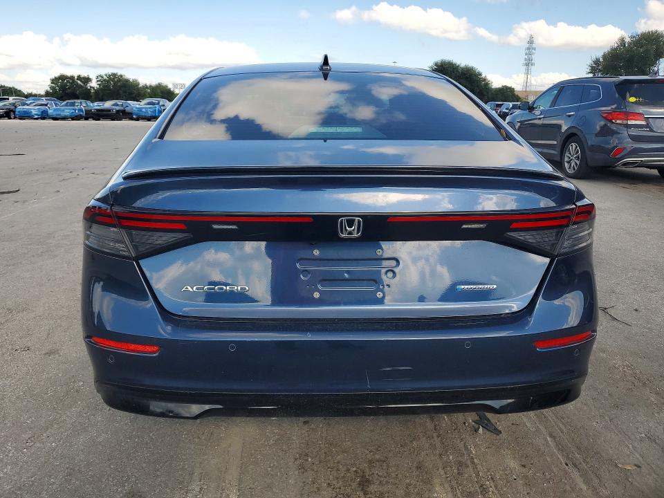 Продажа на аукционе авто 2024 Honda Accord, vin: 1HGCY2F66RA009355, номер лота: 70714006