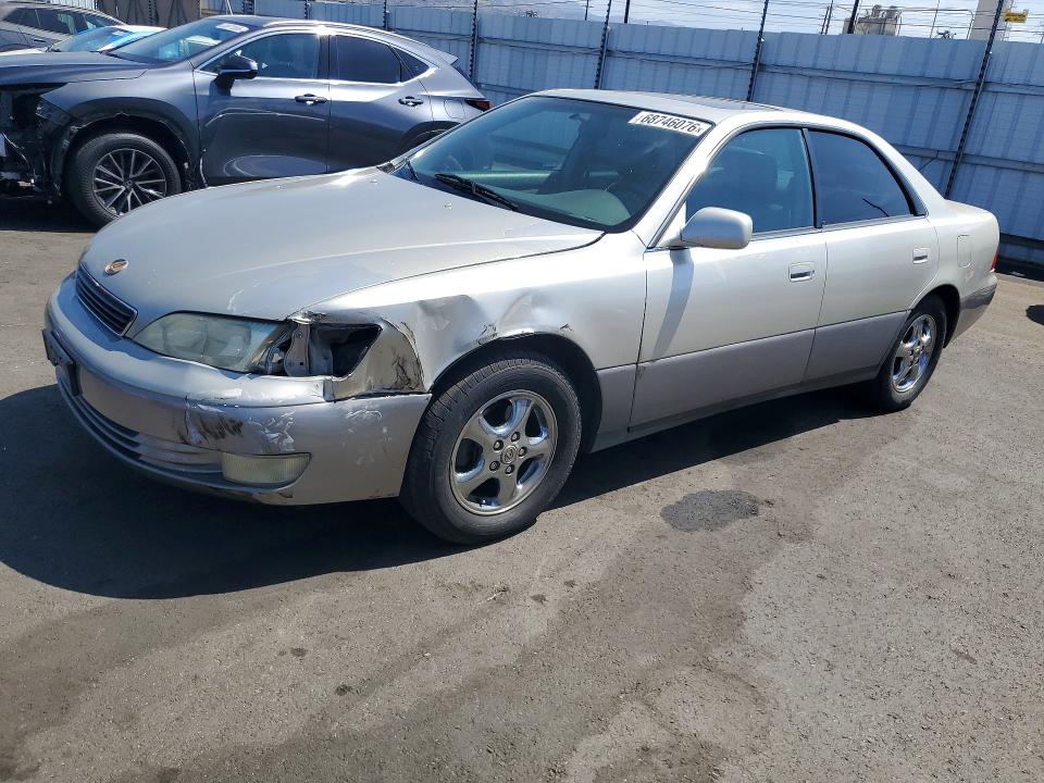 68746076 :رقم المزاد ، JT8BF22G1V0040381 vin ، 1997 Lexus Es مزاد بيع