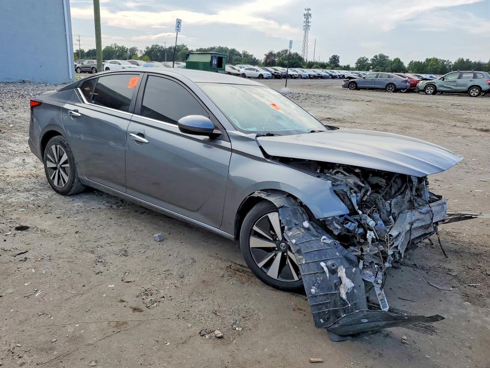 Продажа на аукционе авто 2021 Nissan Altima, vin: 1N4BL4DVXMN370075, номер лота: 67614726