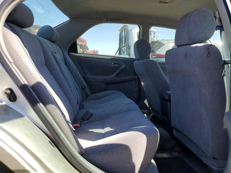 Продажа на аукционе авто 2000 Toyota Camry, vin: JT2BG28K4Y0504108, номер лота: 70703866