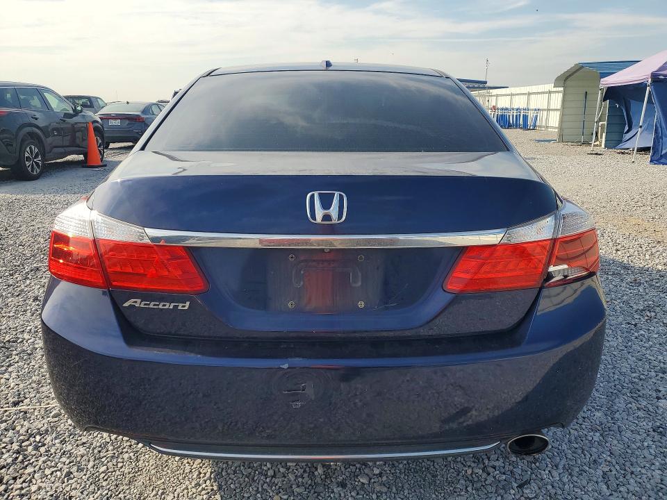 Продажа на аукционе авто 2014 Honda Accord, vin: 1HGCR2F80EA028704, номер лота: 70241626