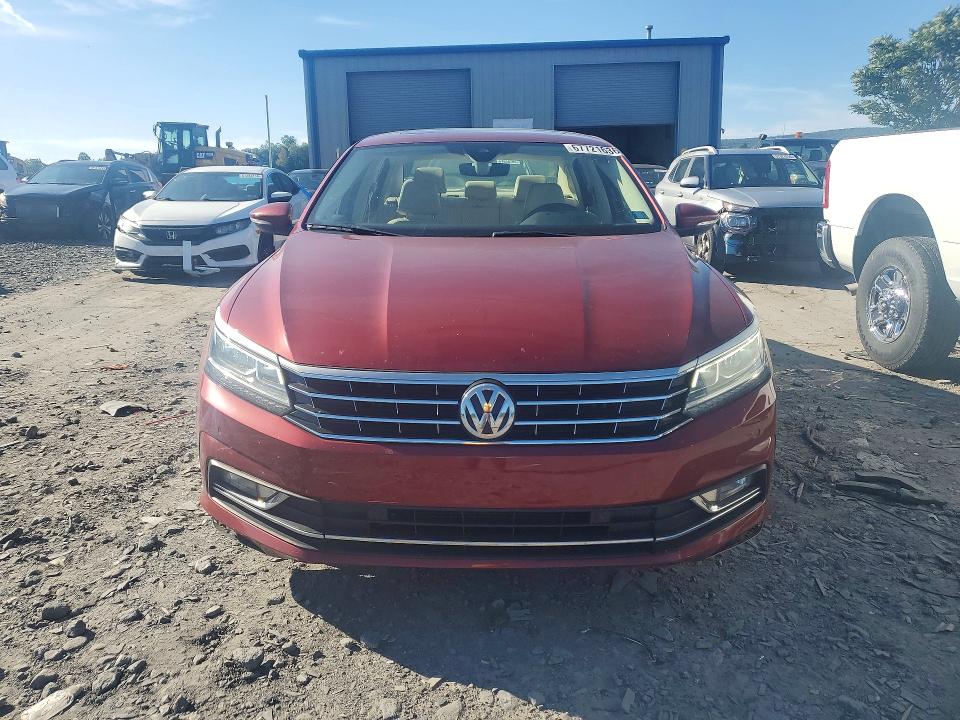 Продаж на аукціоні авто 2017 Volkswagen Passat, vin: 1VWCT7A36HC048132, номер лоту: 67721636