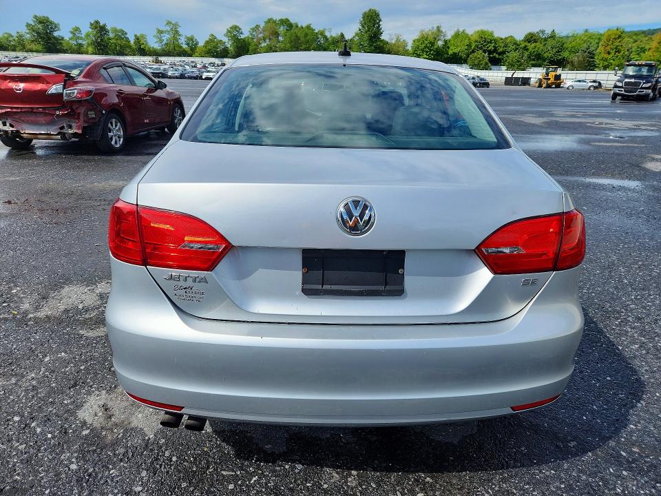 67836866 :رقم المزاد ، 3VWD07AJ6EM362305 vin ، 2014 Volkswagen Jetta مزاد بيع