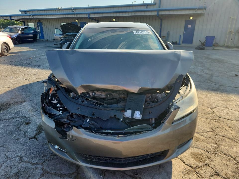 69100146 :رقم المزاد ، 1G4GC5EG7AF118887 vin ، 2010 Buick Lacrosse مزاد بيع