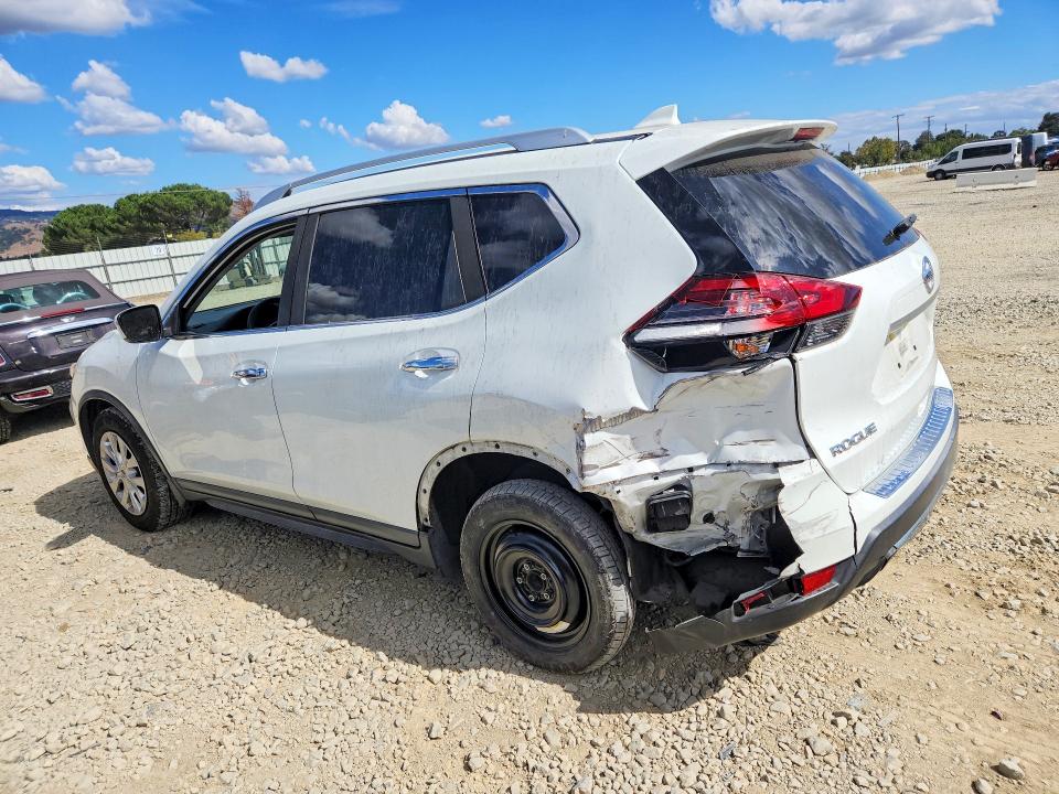 2017 Nissan Rogue მანქანა იყიდება აუქციონზე, vin: KNMAT2MT3HP515721, აუქციონის ნომერი: 68034316