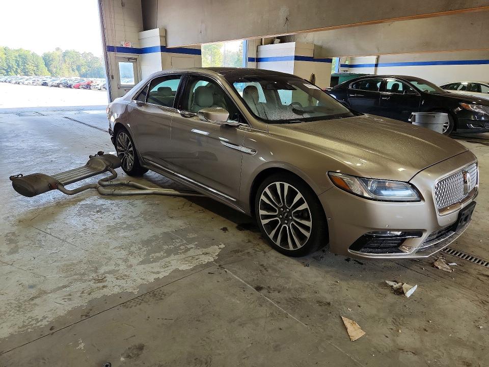 66851776 :رقم المزاد ، 1LN6L9NP5J5610617 vin ، 2018 Lincoln Continental مزاد بيع