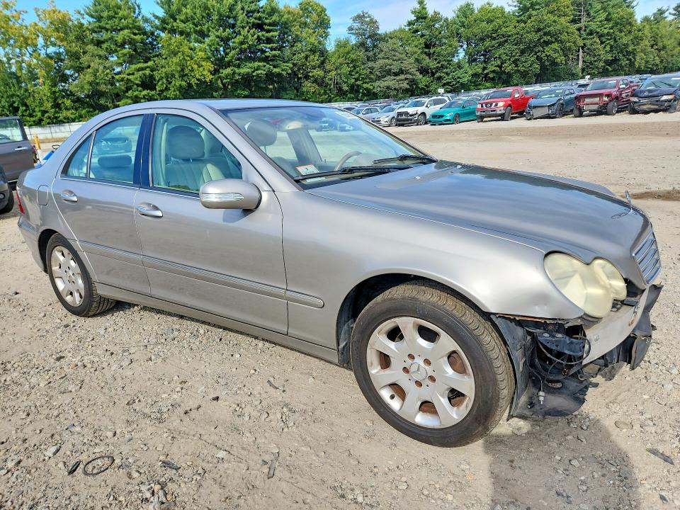 Продажа на аукционе авто 2005 Mercedes-benz C, vin: WDBRF81J75F671857, номер лота: 68845566