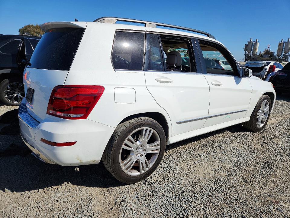 2015 Mercedes-benz Glk მანქანა იყიდება აუქციონზე, vin: WDCGG5HB6FG393252, აუქციონის ნომერი: 71189646