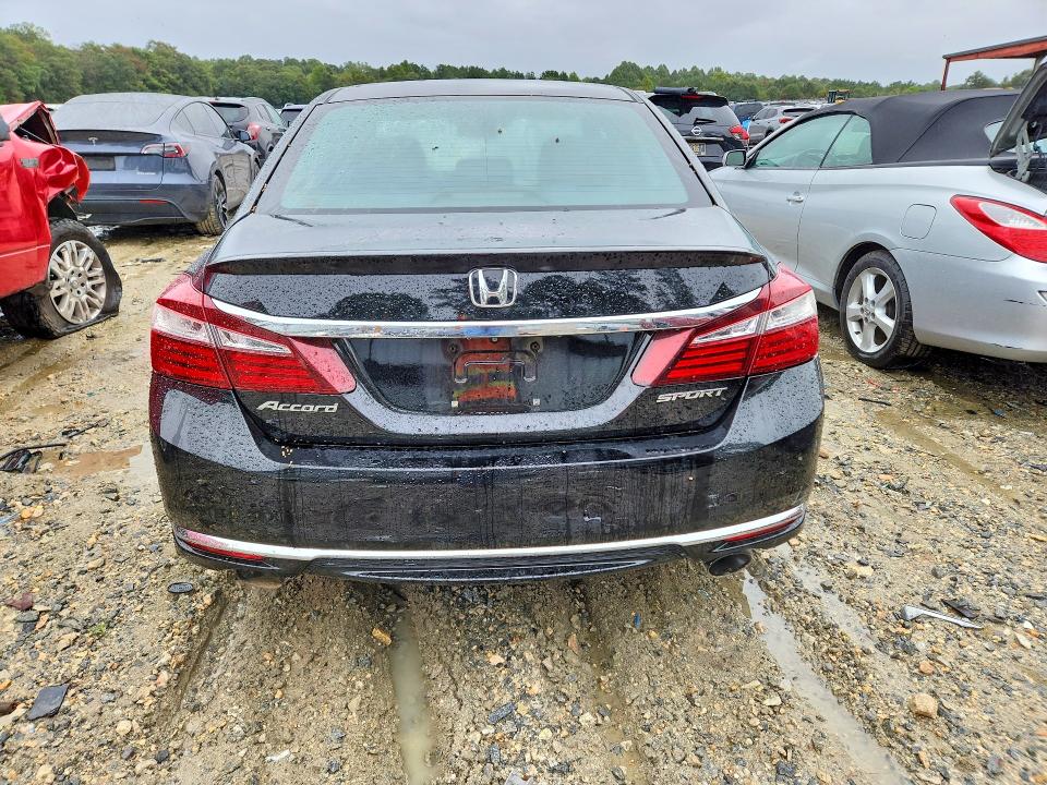 70033636 :رقم المزاد ، 1HGCR2F65GA060825 vin ، 2016 Honda Accord مزاد بيع