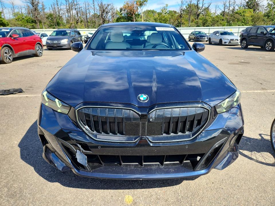 69388956 :رقم المزاد ، WBA63FJ06SCT94010 vin ، 2025 Bmw 540 مزاد بيع