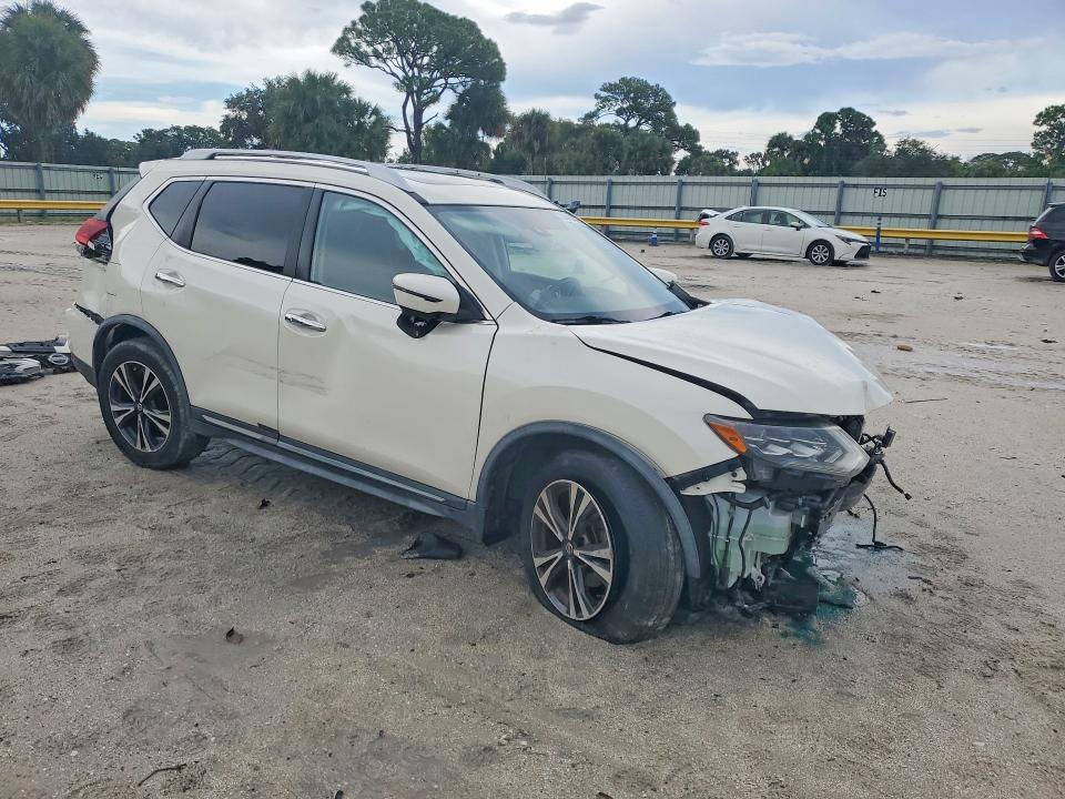 Продажа на аукционе авто 2018 Nissan Rogue, vin: JN8AT2MT5JW454663, номер лота: 70040466