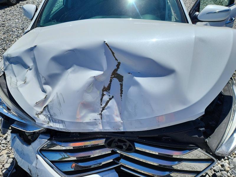 68362946 :رقم المزاد ، 5XYZU3LB4FG256039 vin ، 2015 Hyundai Santa Fe Sport مزاد بيع