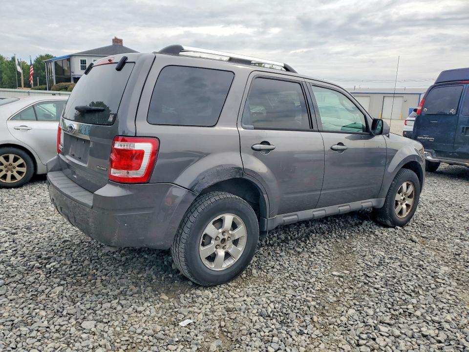 2011 Ford Escape მანქანა იყიდება აუქციონზე, vin: 1FMCU0E74BKA18480, აუქციონის ნომერი: 67754916
