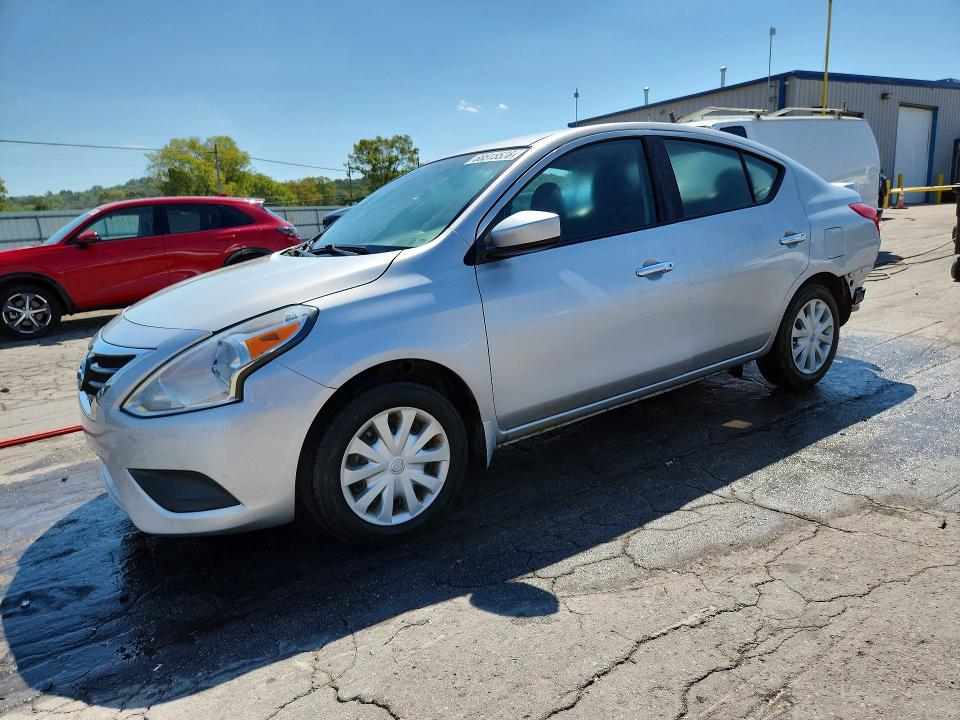 68515526 :رقم المزاد ، 3N1CN7AP8KL806258 vin ، 2019 Nissan Versa مزاد بيع