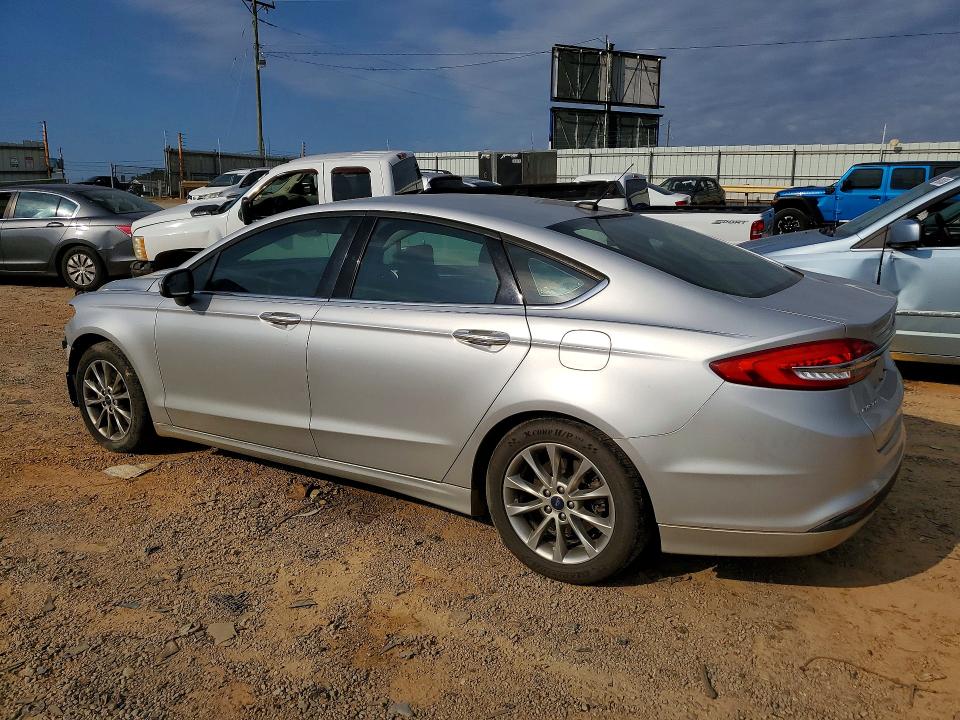 68153966 :رقم المزاد ، 3FA6P0HD3HR309993 vin ، 2017 Ford Fusion مزاد بيع