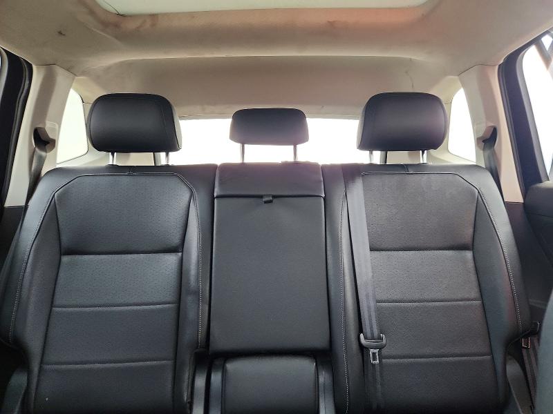 68233056 :رقم المزاد ، 3VV2B7AX1KM157562 vin ، 2019 Volkswagen Tiguan مزاد بيع