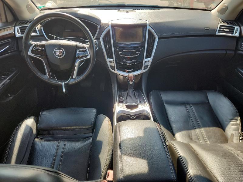 70162346 :رقم المزاد ، 3GYFNBE34FS622946 vin ، 2015 Cadillac Srx مزاد بيع