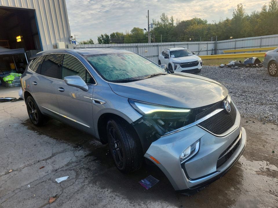 Продаж на аукціоні авто 2023 Buick Enclave, vin: 5GAERBKW9PJ147898, номер лоту: 69875866