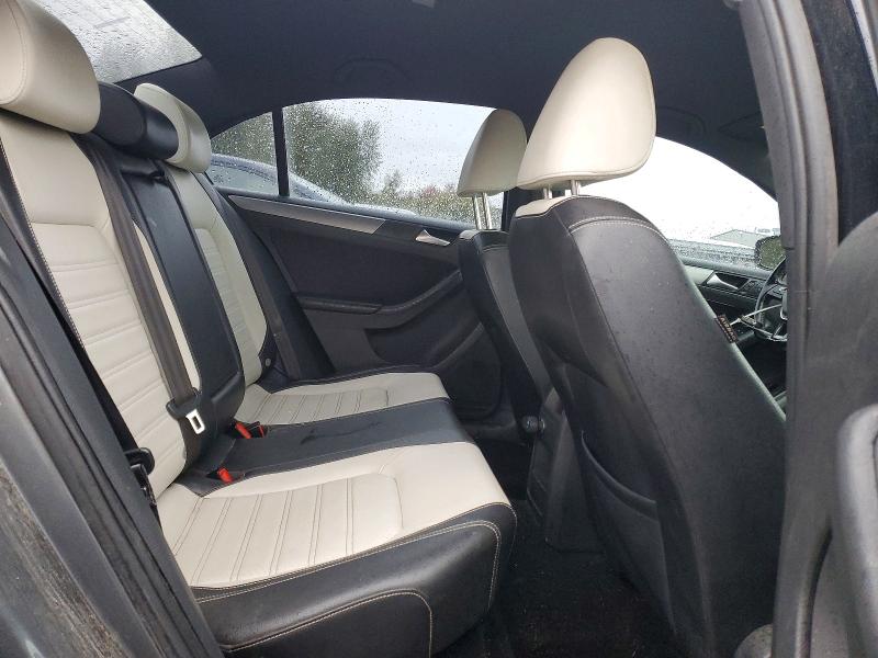 70557556 :رقم المزاد ، 3VWD17AJ7GM273102 vin ، 2016 Volkswagen Jetta مزاد بيع