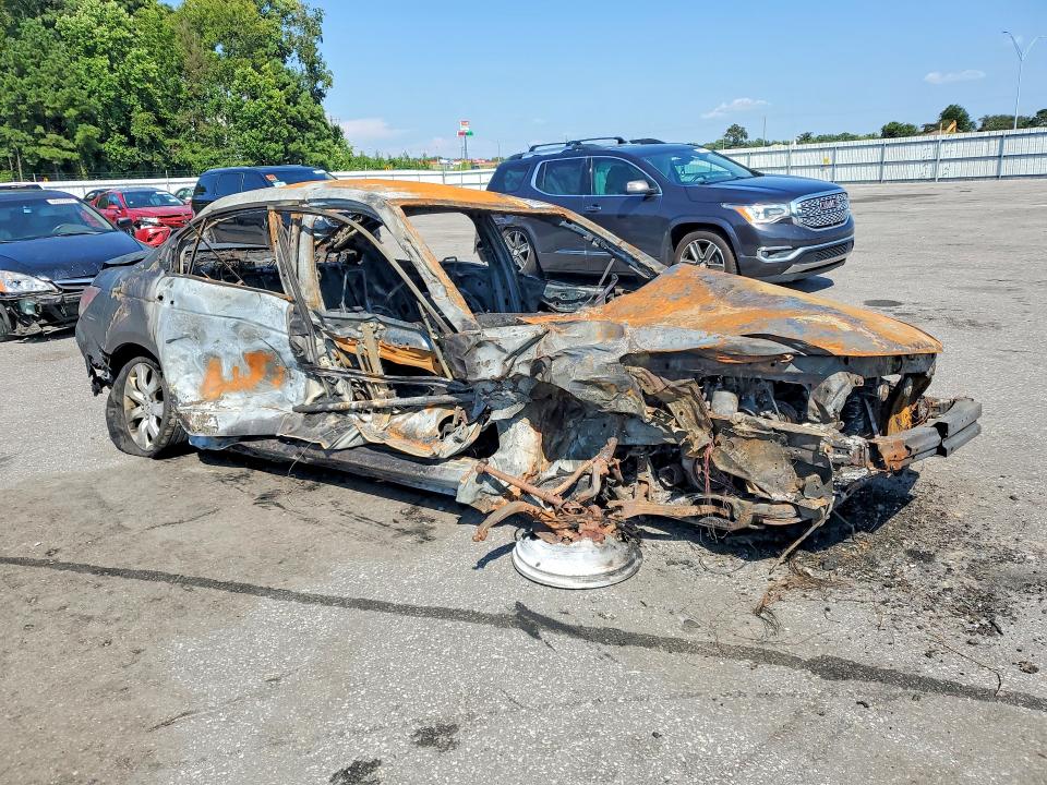Продажа на аукционе авто 2011 Honda Accord, vin: 1HGCP2F32BA090014, номер лота: 67820826