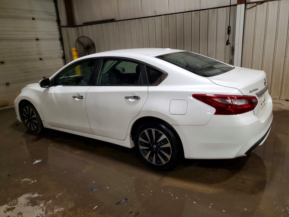 2018 Nissan Altima მანქანა იყიდება აუქციონზე, vin: 1N4AL3AP4JC231837, აუქციონის ნომერი: 70701516