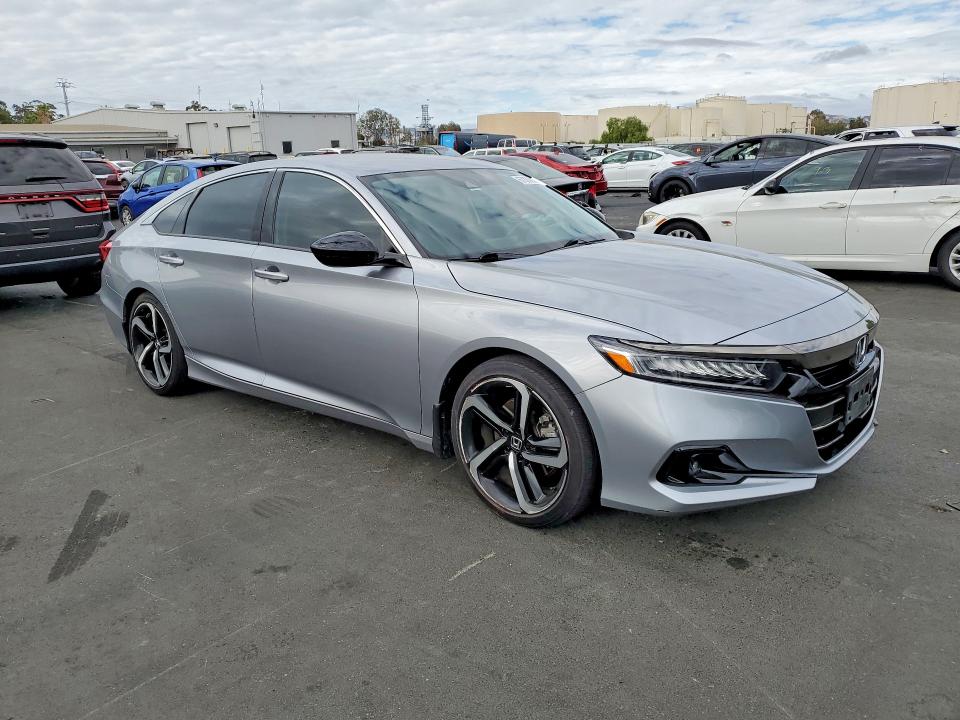 Продаж на аукціоні авто 2022 Honda Accord, vin: 1HGCV1F48NA039517, номер лоту: 67829856