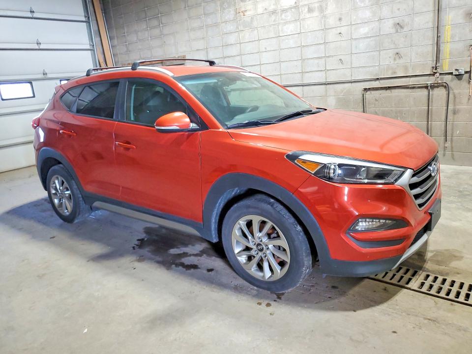 70725626 :رقم المزاد ، KM8J3CA20HU339712 vin ، 2017 Hyundai Tucson مزاد بيع