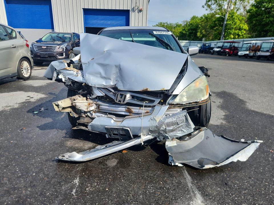 67667506 :رقم المزاد ، 1HGCM56445A028122 vin ، 2005 Honda Accord مزاد بيع