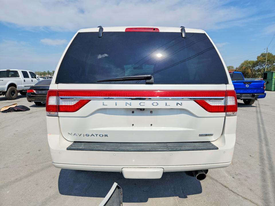 Продажа на аукционе авто 2016 Lincoln Navigator, vin: 5LMJJ2HT2GEL01838, номер лота: 69045056