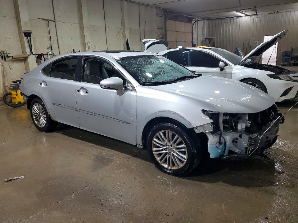 Продажа на аукционе авто 2013 Lexus Es, vin: JTHBK1GG5D2021835, номер лота: 70064666