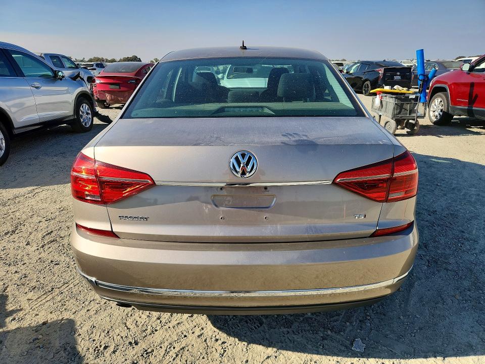 Продаж на аукціоні авто 2016 Volkswagen Passat, vin: 1VWAT7A32GC039269, номер лоту: 67121896