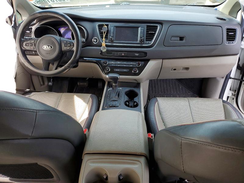 68761496 :رقم المزاد ، KNDMB5C16H6334569 vin ، 2017 Kia Sedona مزاد بيع
