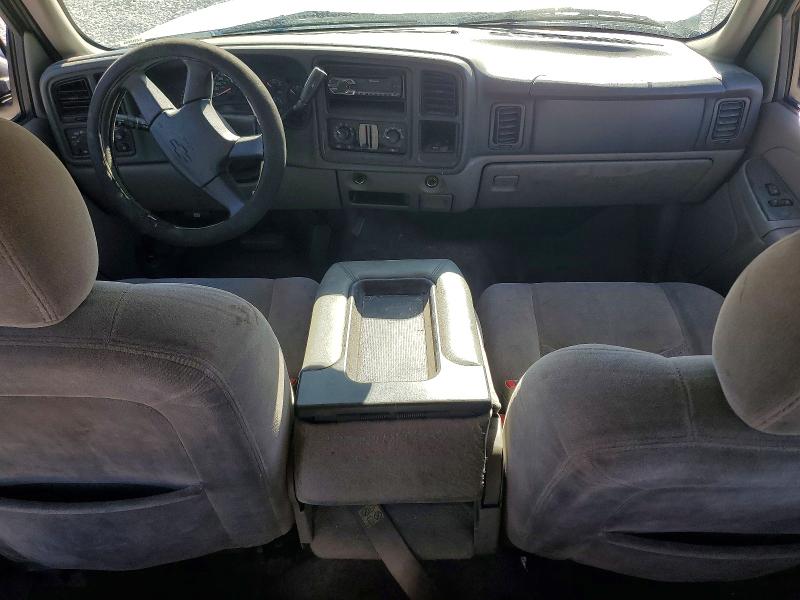 2004 Chevrolet Suburban მანქანა იყიდება აუქციონზე, vin: 1GNEC16T24J257981, აუქციონის ნომერი: 69796196